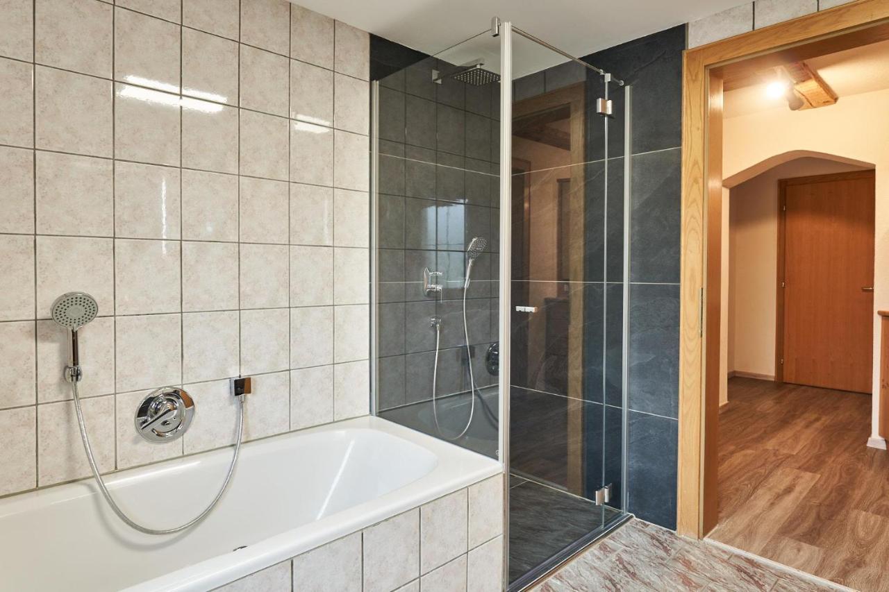 Ferienwohnung Schatz Breitenwang Екстериор снимка